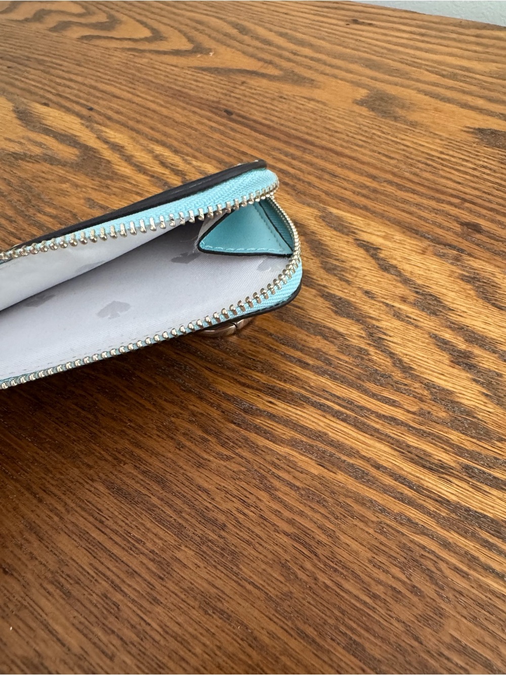 Kate Spade Pool Days Wallet - Picture 3 of 4
